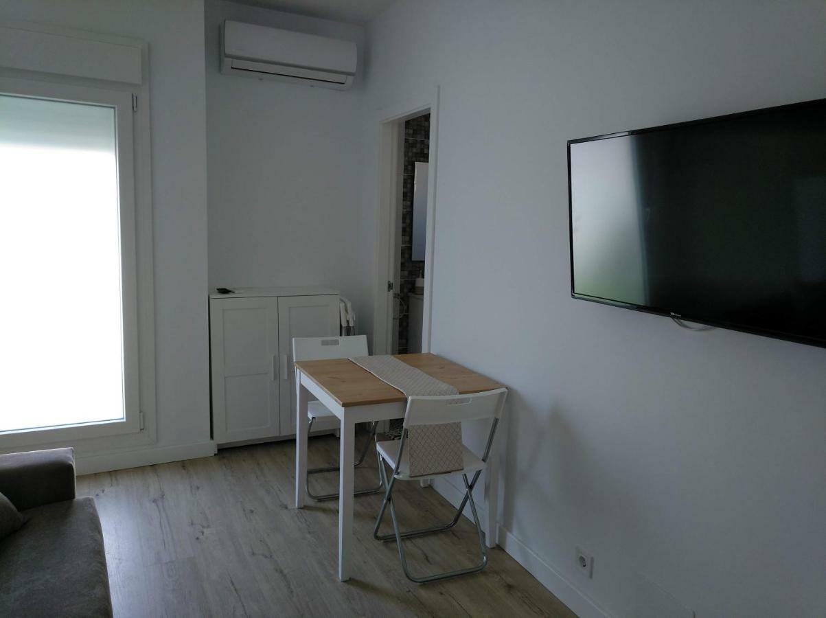 Apartamentos Angelita Plaza Beach 말라가 외부 사진